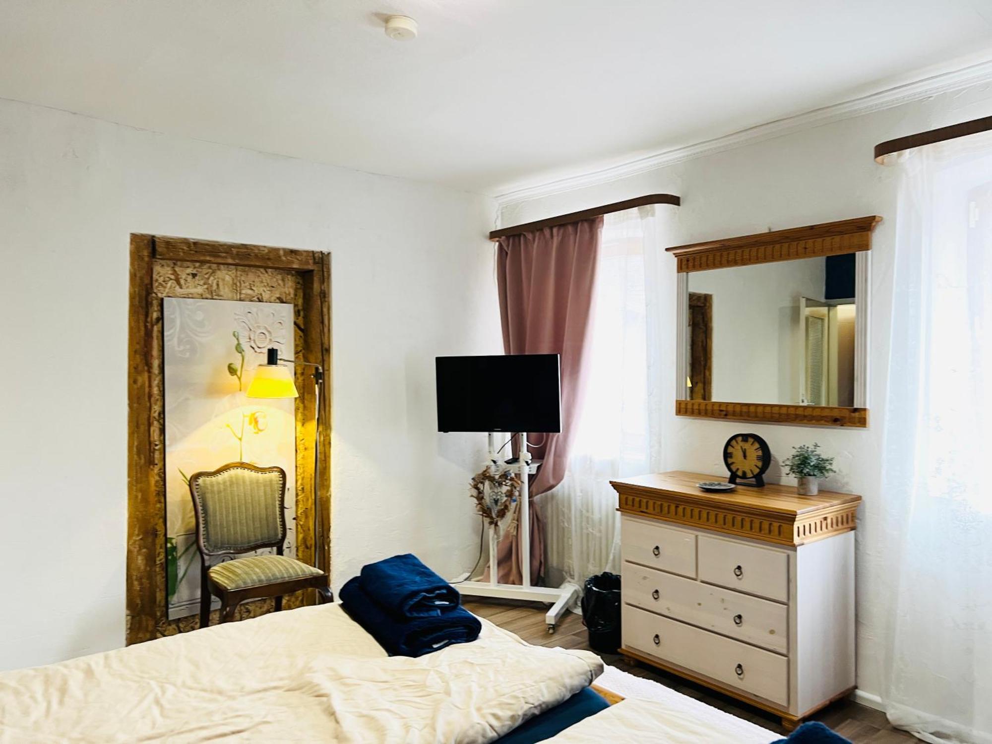 Apartment Amelie - Zimmer Mit Tv, W-Lan, Mikrowelle Und Kuehlschrank, Bad Mit Dusche Malterdingen Εξωτερικό φωτογραφία